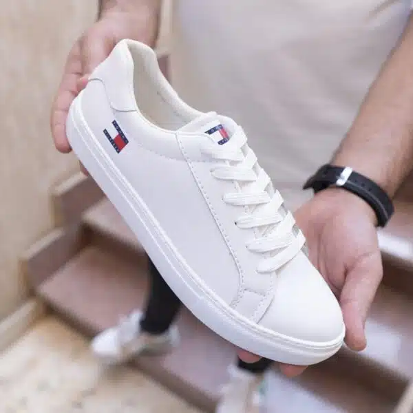 ⁦سنيكر رجالي - TOMMY⁩ - الصورة ⁦15⁩